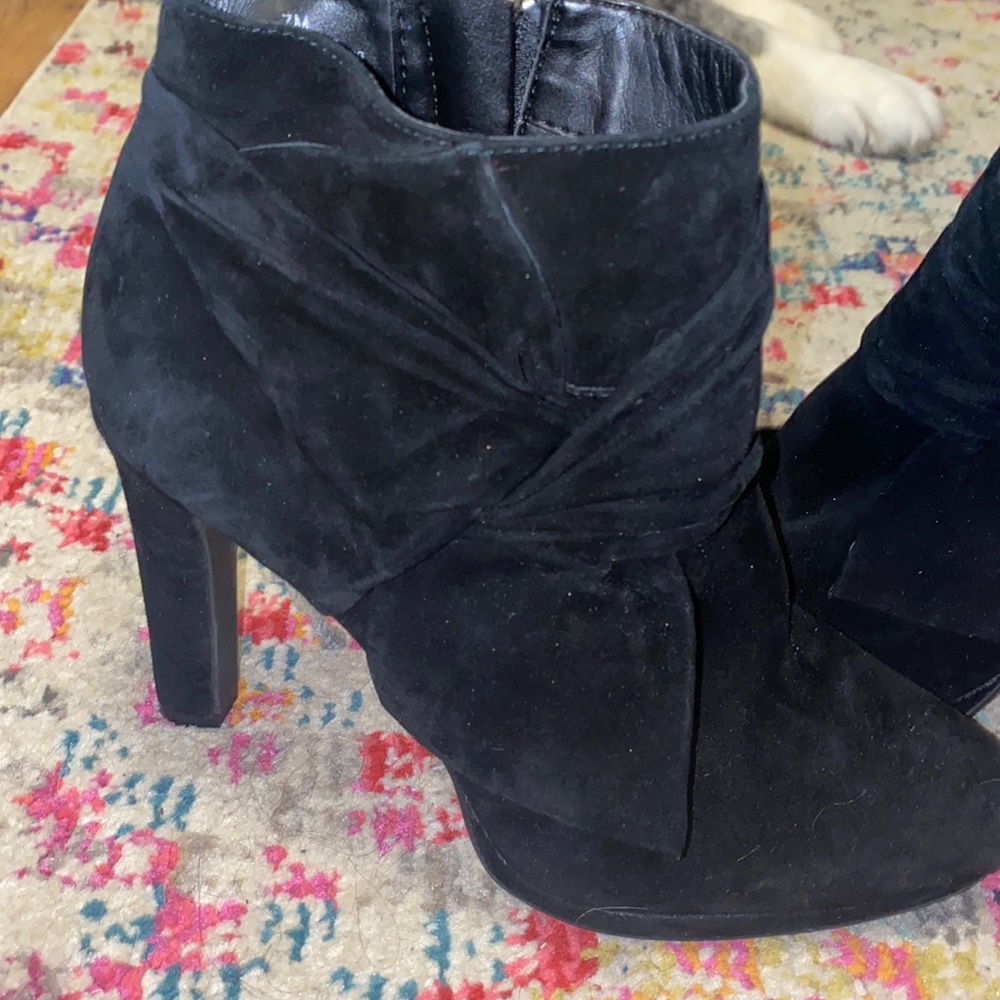 Gianni Bini Black Suede Booties
